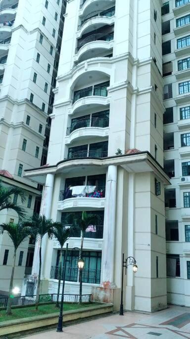 Kenyalang Riverine Emerald Apartment Kuching