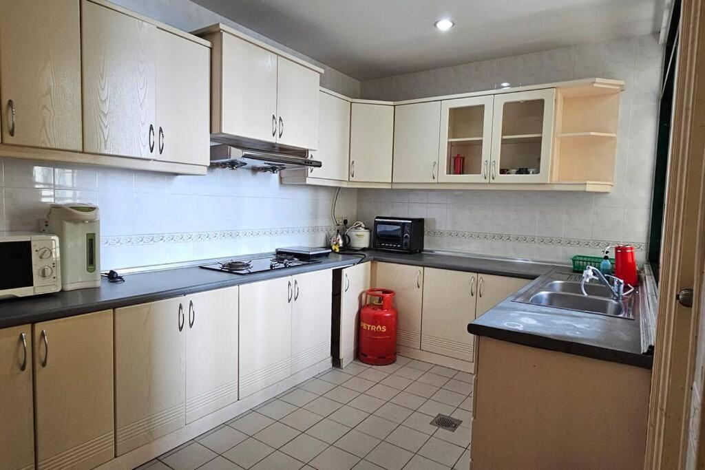 Apartment Kenyalang Riverine Emerald