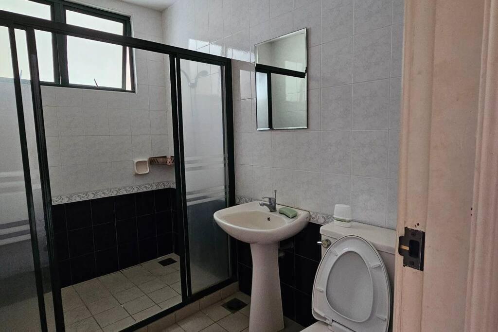 Kenyalang Riverine Emerald Apartment
